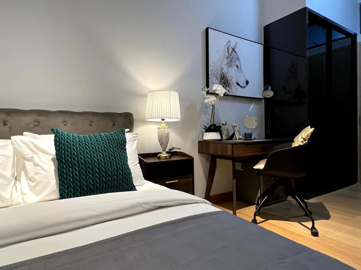 The Luxe By Infinitum By Qc Aparthotel Kuala Lumpur Luaran gambar