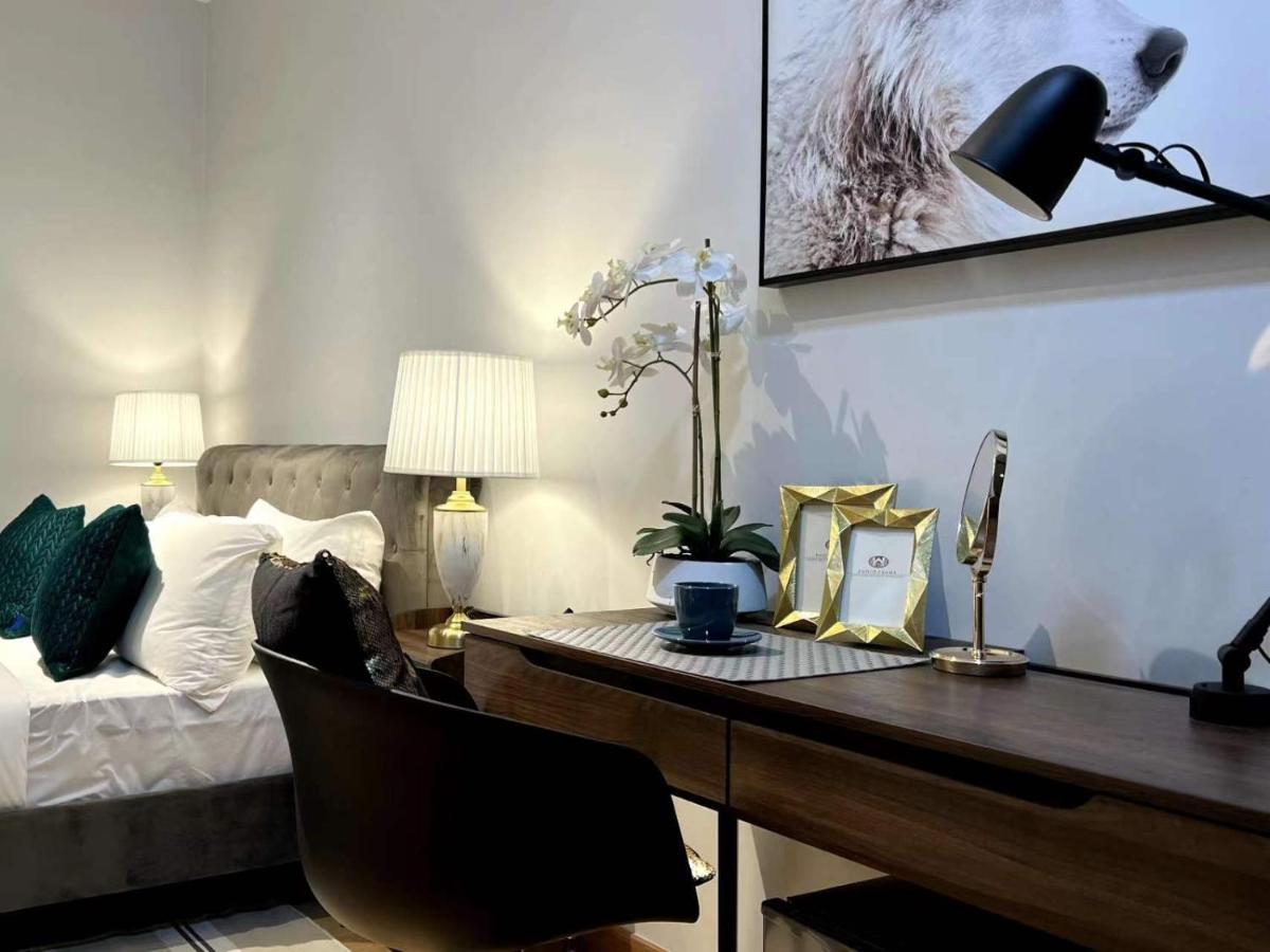 The Luxe By Infinitum By Qc Aparthotel Kuala Lumpur Luaran gambar