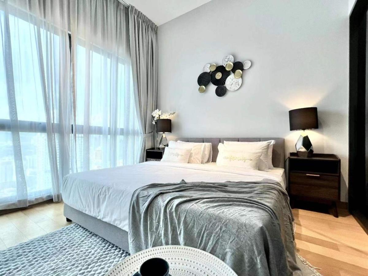 The Luxe By Infinitum By Qc Aparthotel Kuala Lumpur Luaran gambar