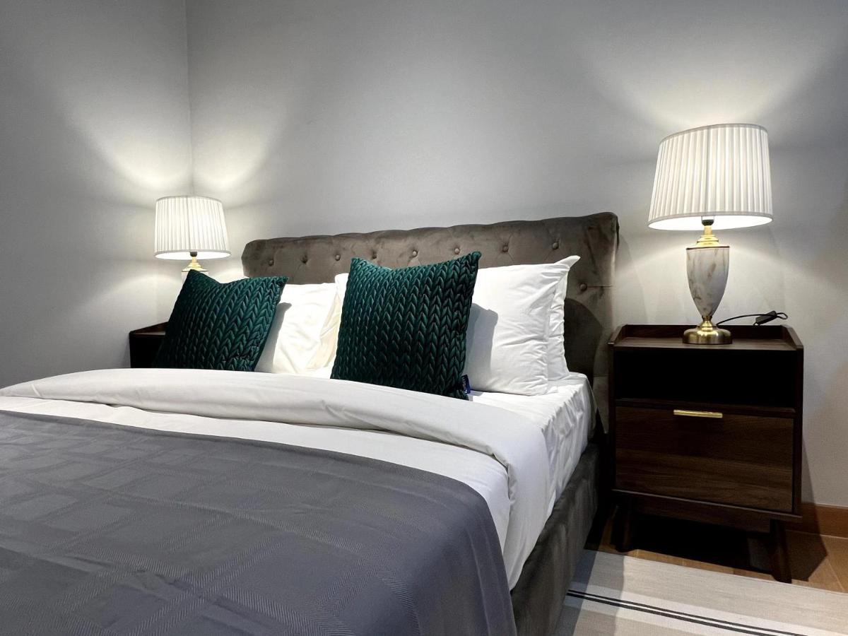 The Luxe By Infinitum By Qc Aparthotel Kuala Lumpur Luaran gambar