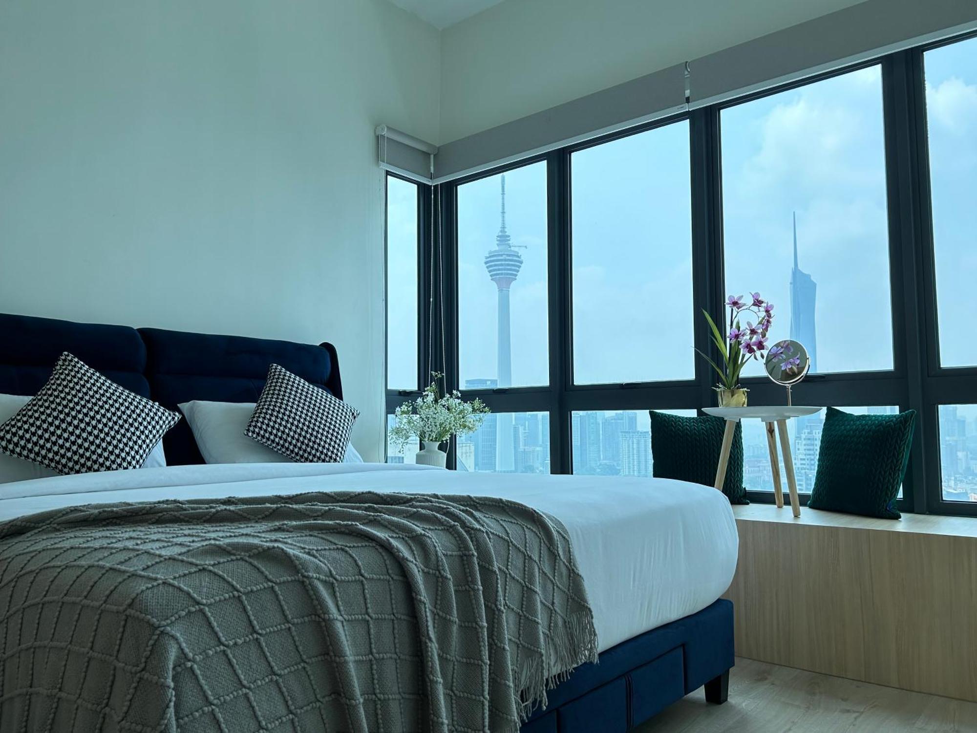 The Luxe By Infinitum By Qc Aparthotel Kuala Lumpur Luaran gambar