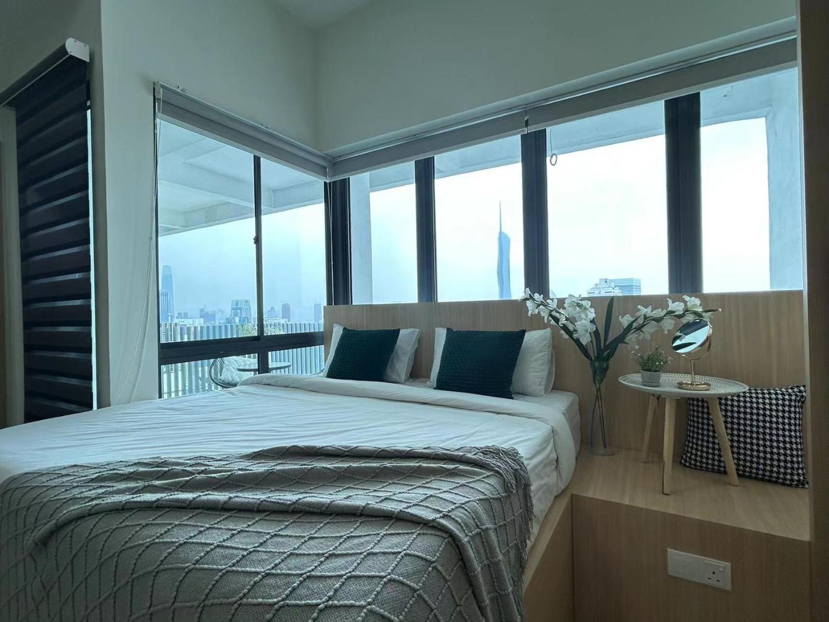The Luxe By Infinitum By Qc Aparthotel Kuala Lumpur Luaran gambar