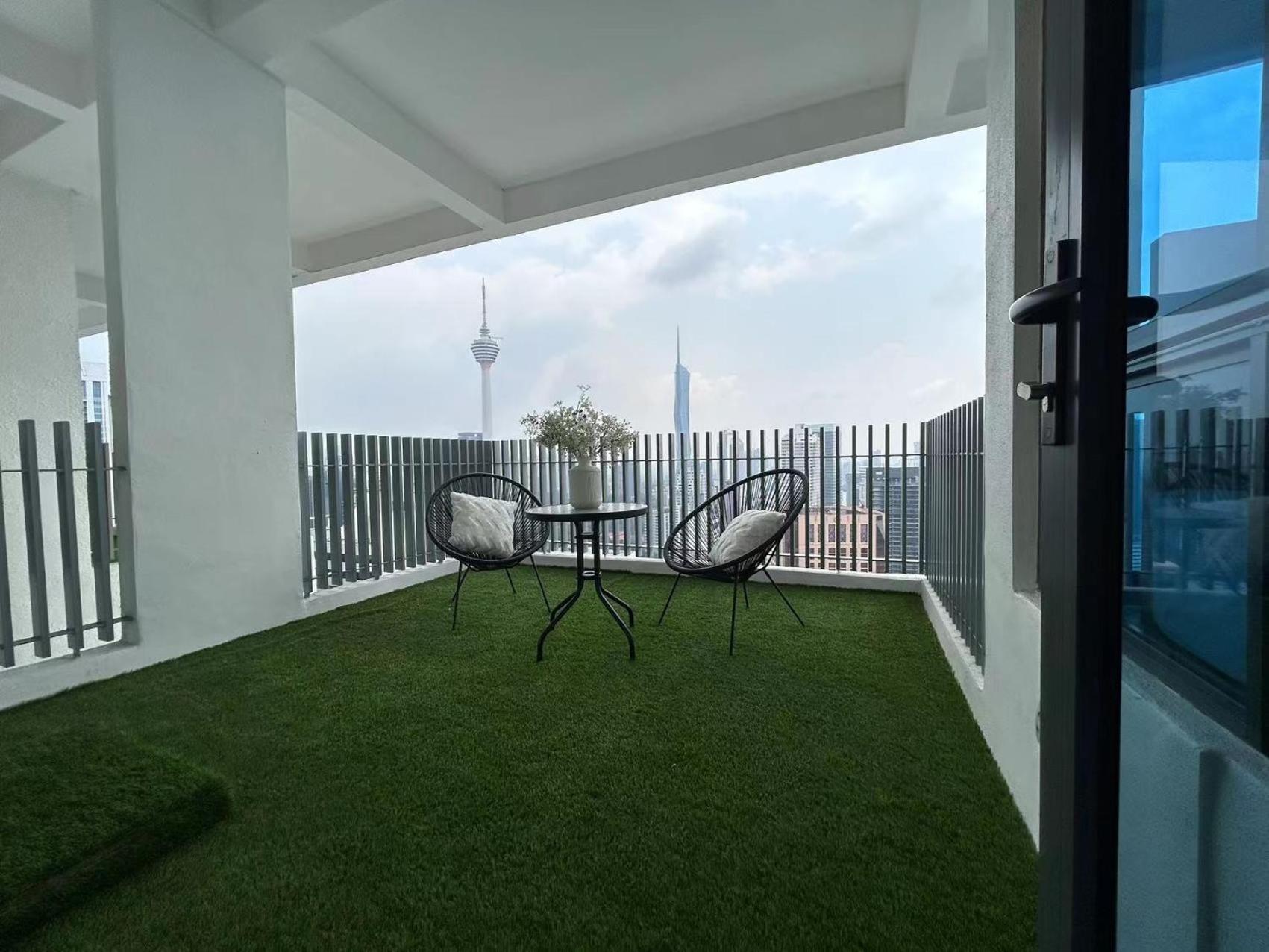 The Luxe By Infinitum By Qc Aparthotel Kuala Lumpur Luaran gambar