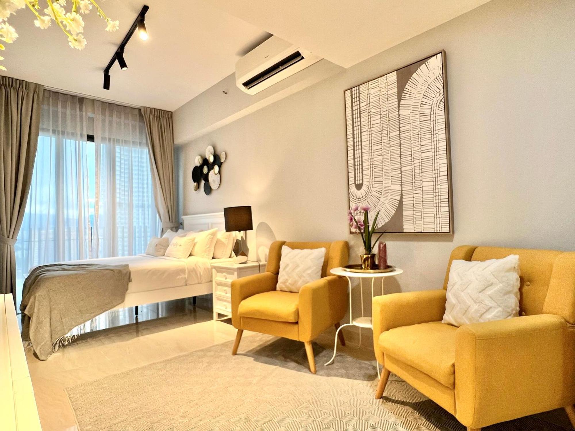 The Luxe By Infinitum By Qc Aparthotel Kuala Lumpur Luaran gambar